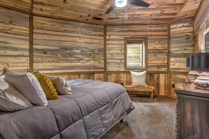 Room 3 of 14