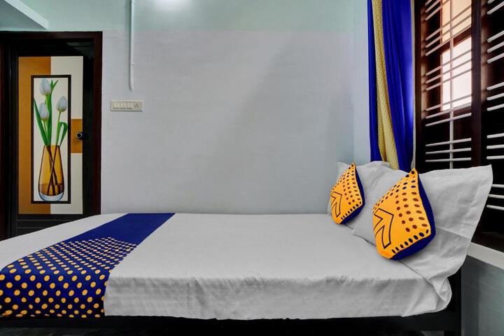 Hotel O Revathy Tourist Home