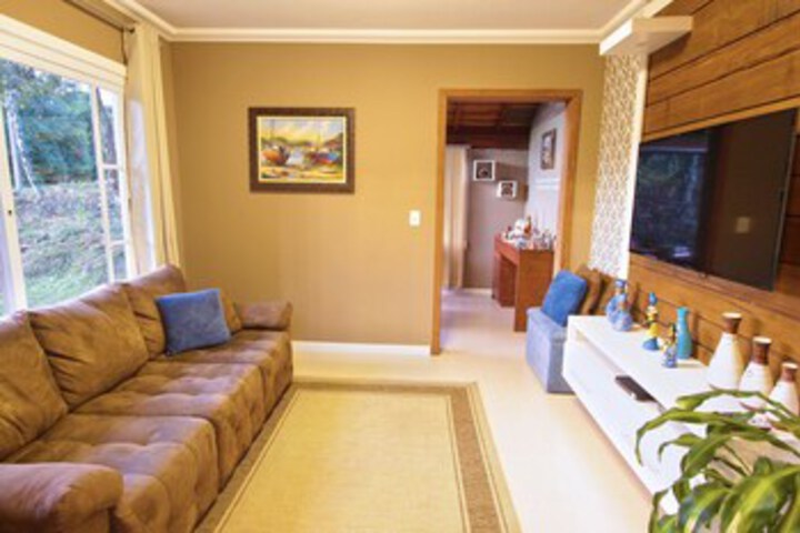 Room 9 of 19