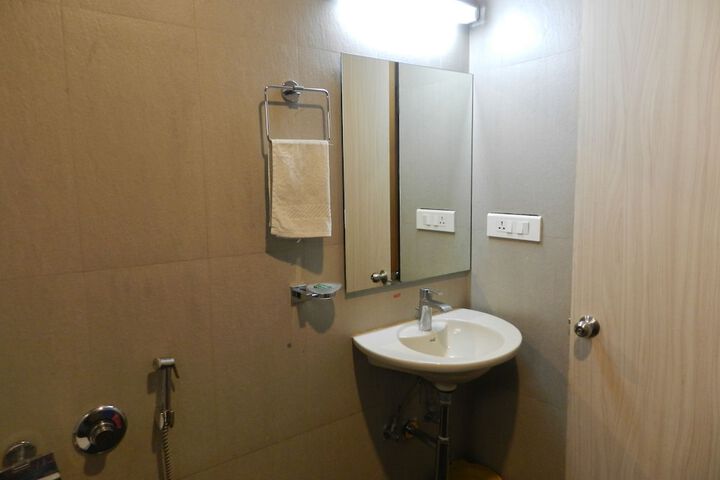 Room 30 of 70