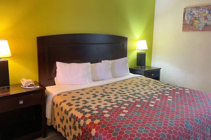 Room 20 of 30