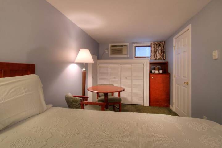Room 19 of 101