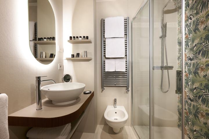 Bathroom Interior Photo
