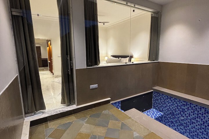 Pool 21 of 113