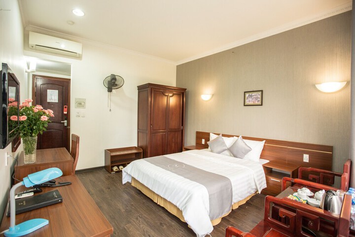 Room 20 of 51