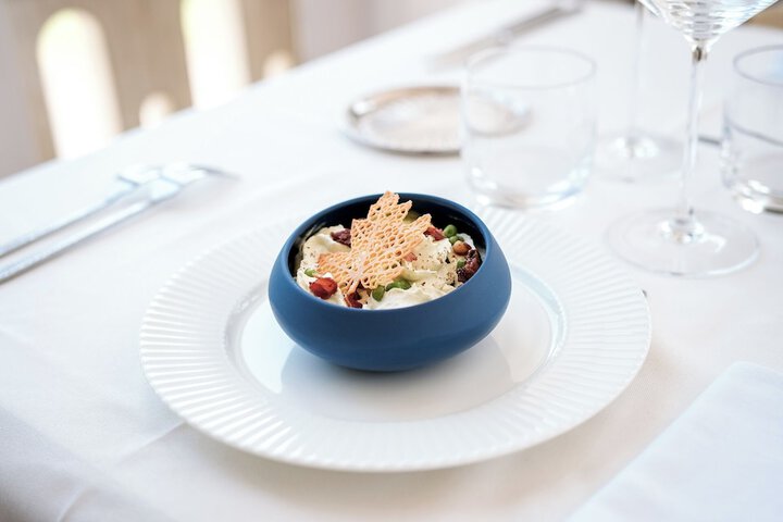 Dining 66 of 92