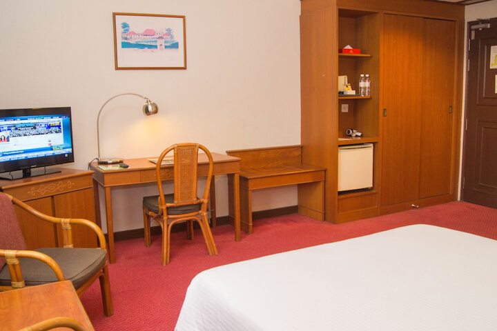 Room 20 of 94