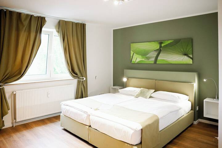 Room 42 of 76