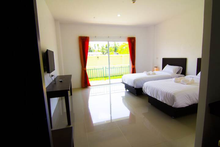 Room 9 of 31