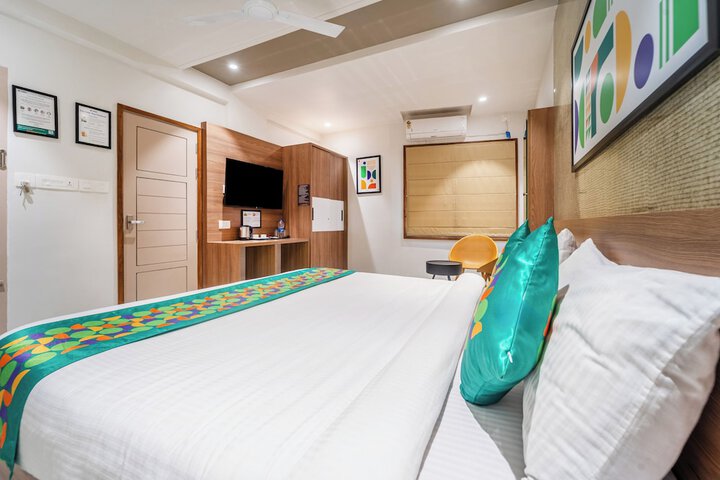 Room 14 of 29