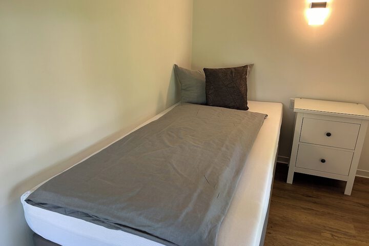 Room 19 of 35