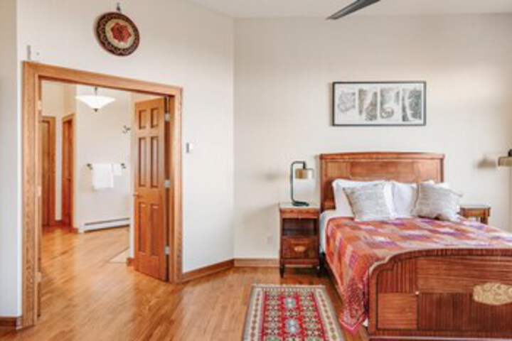 Room 38 of 43