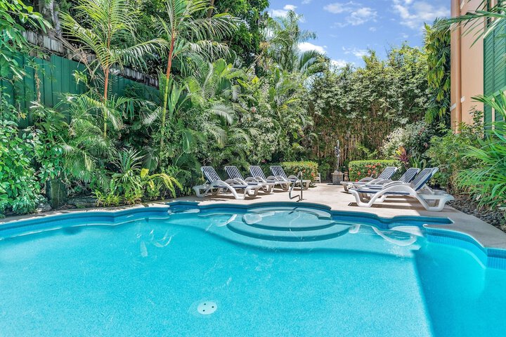 Pools & Facilities