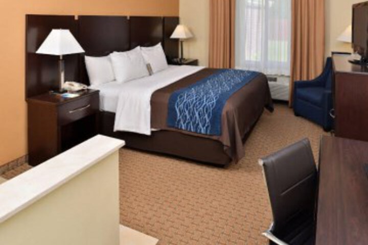 Suite 32 of 40