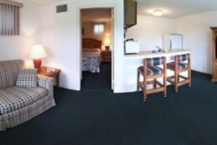 Room 151 of 171