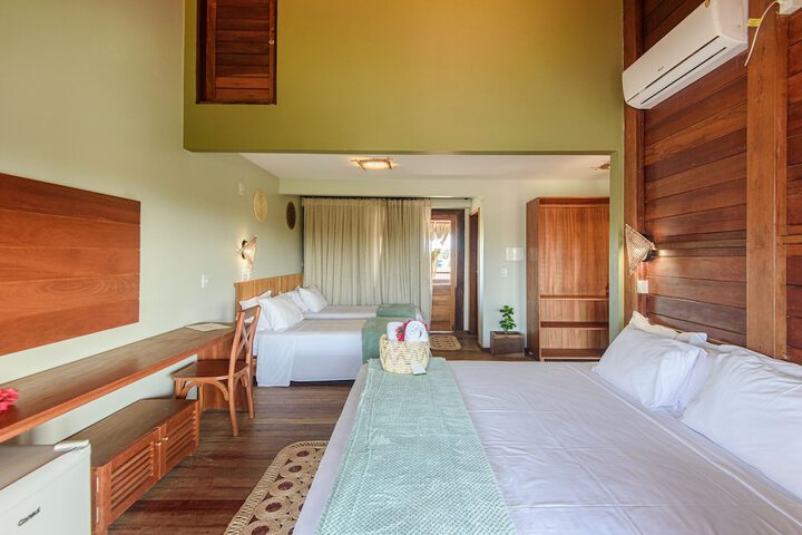 Room 3 of 65