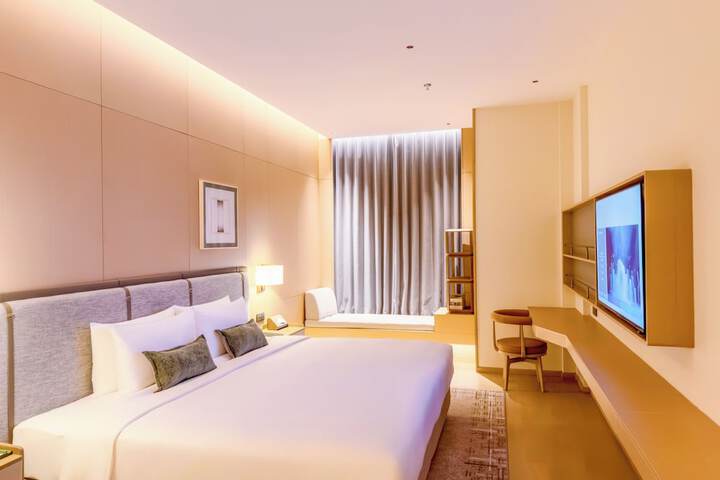 Room 38 of 56
