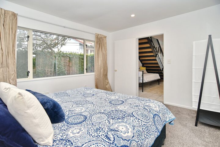 Room 10 of 60