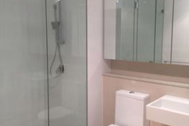 Room 7 of 28