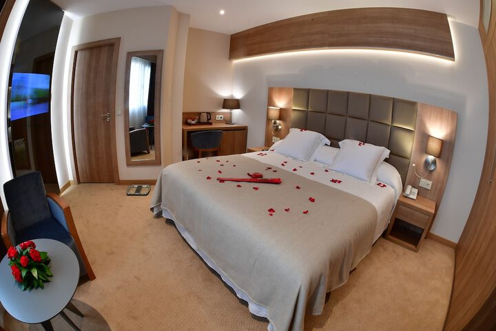 Room 20 of 65