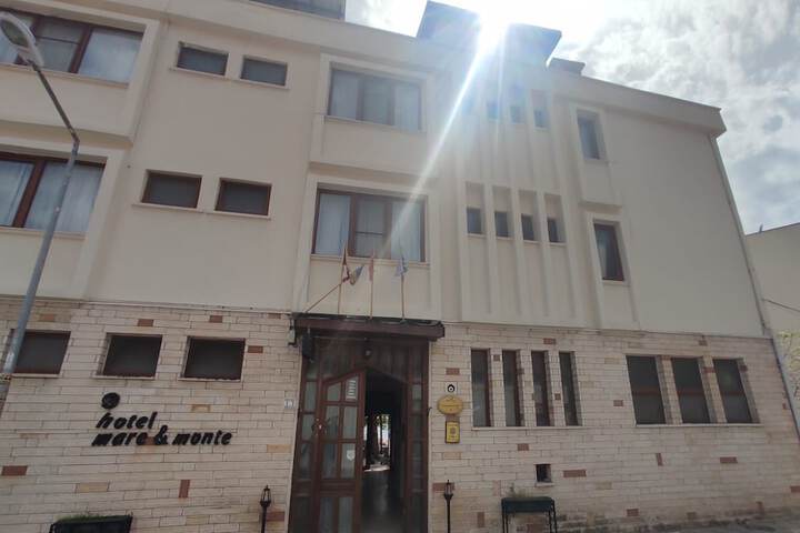 Hotel 15 of 29