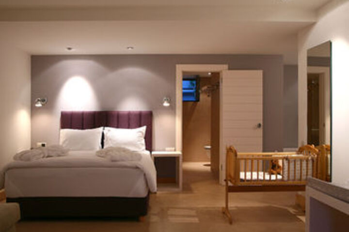 Room 25 of 60