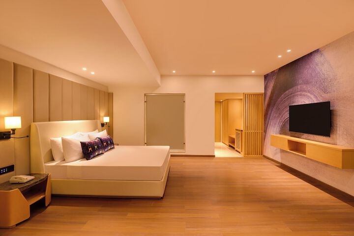 Room 14 of 47