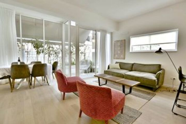 Room 16 of 17