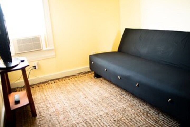 Room 34 of 96