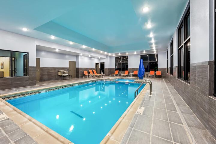 Pool 43 of 68
