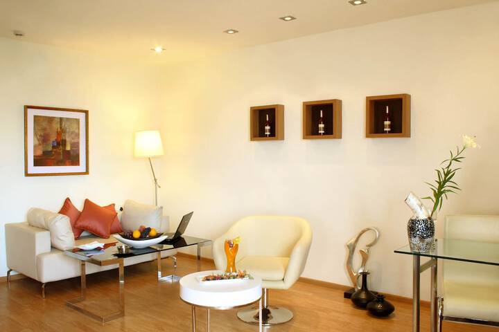 Room 3 of 30