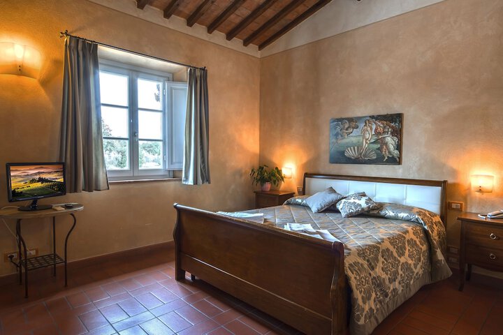 Room 4 of 48