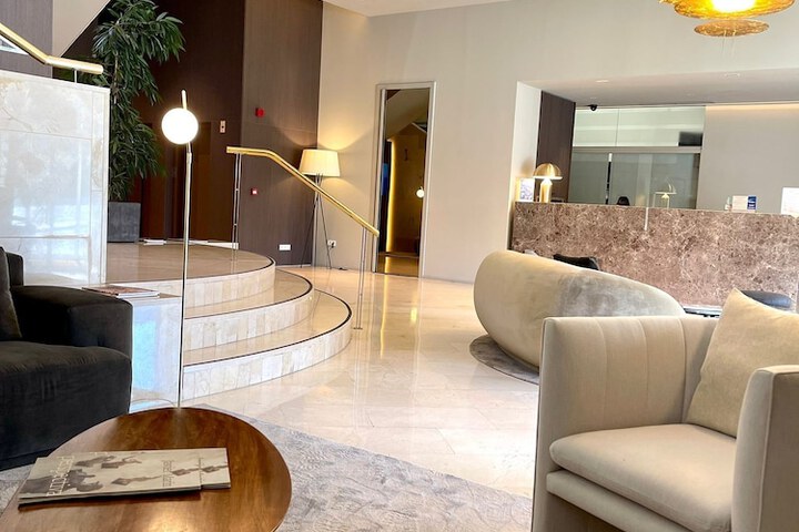 Hotel Interior 4 of 112