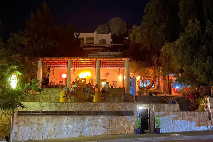 Kapı46 Hostel Pub & Kitchen in Bodrum