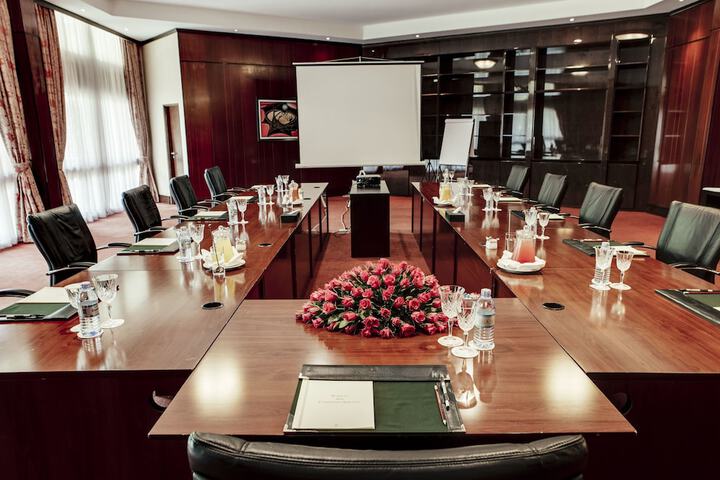 Meeting 52 of 62