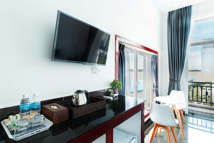Room 5 of 53