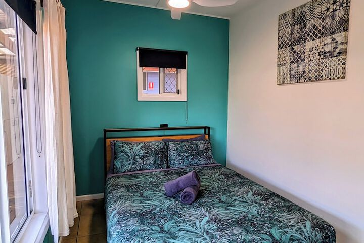 Room 17 of 44