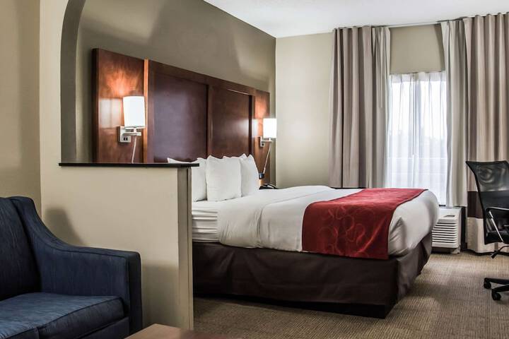 Suite 2 Queen Beds (13 of 16)