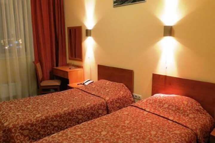 Room 7 of 41