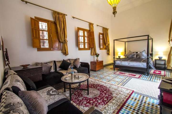 Room in B&B - Riad Authentic Palace & Spa - Suite Al Ambra in Fes
