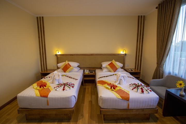 Room 5 of 24