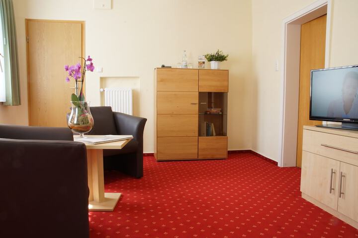 Room 34 of 161