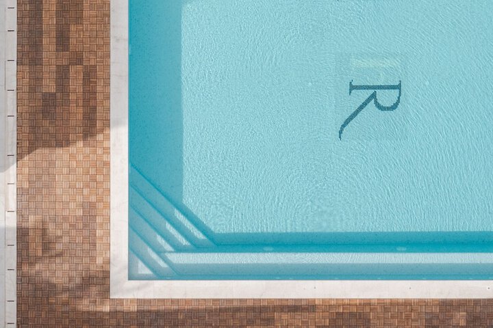 Pool 155 of 198