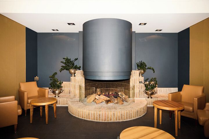 Hotel Interior 86 of 93