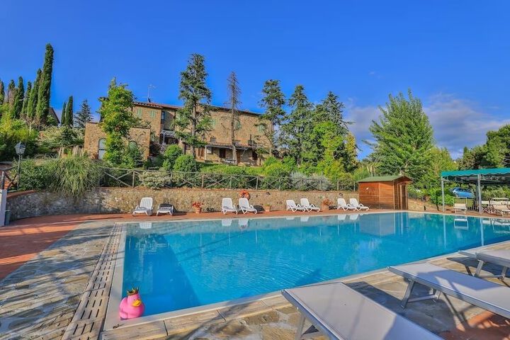 Pool 5 of 7