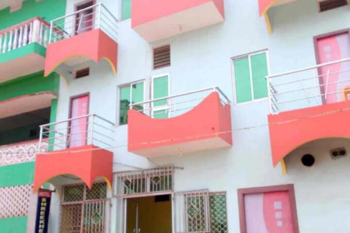 DhamStay Hotel Srikhetra Walkable Distance From Swargadwar Golden Beach Puri