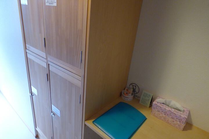 Room 3 of 67