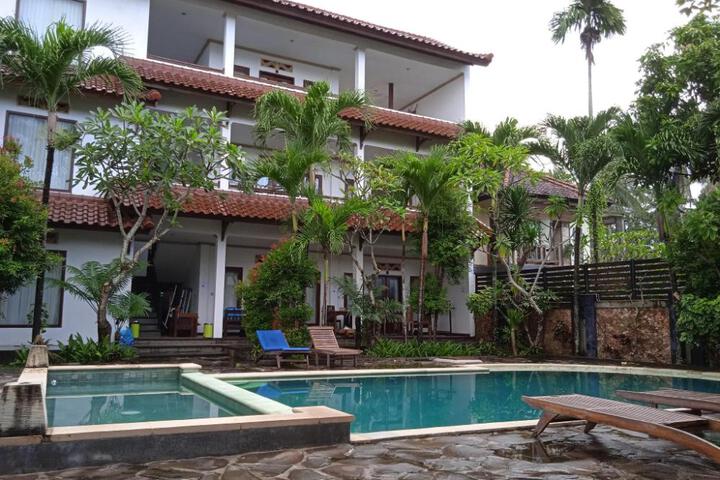Family House Hotel Kuta