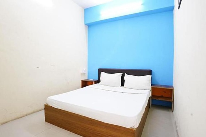 Room 8 of 21