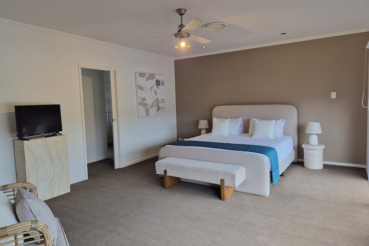 Room 21 of 107